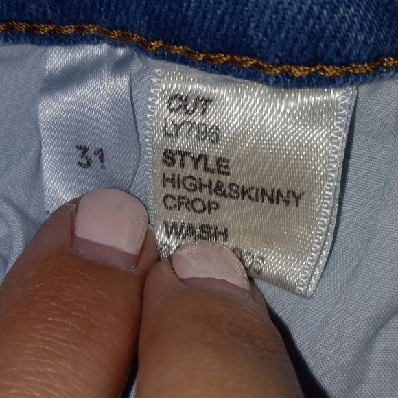 NWOT Reformation "High and Skinny Crop" Denim Jeans in Barbados Wash Size 31 - Picture 6 of 6